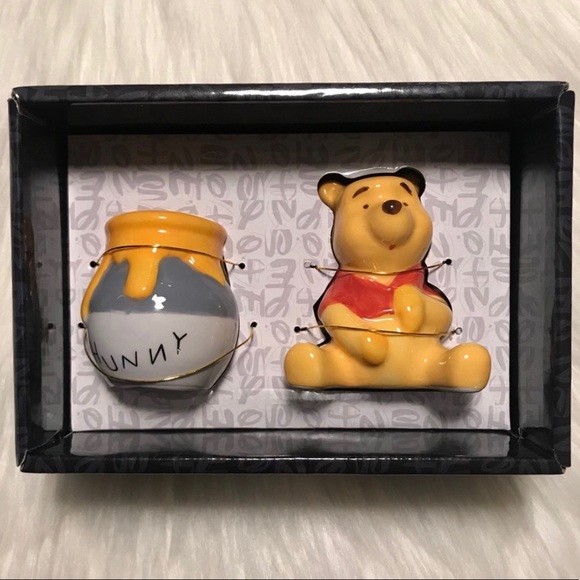Disney Other - LAST ONE Disney Winnie the Pooh Salt & Pepper Set